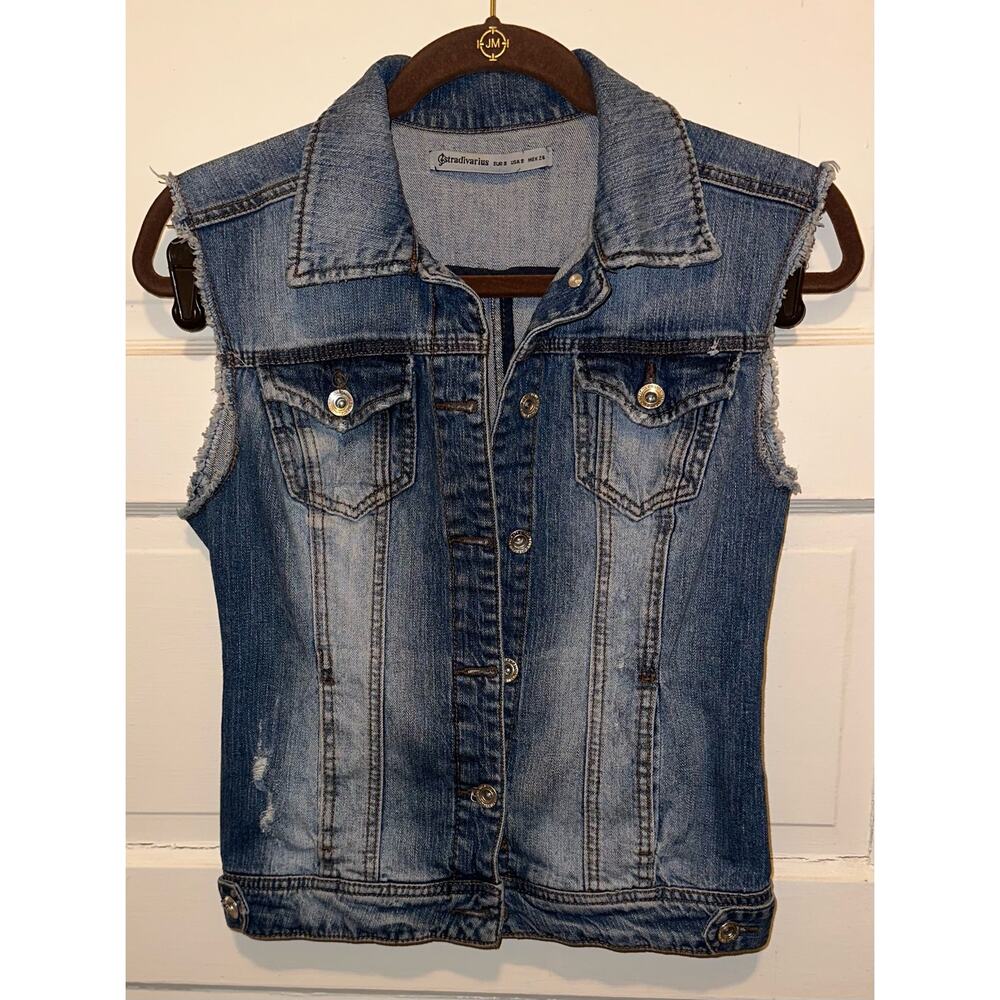 Stradivarius Womens Jean Jacket Distressed Frayed Sleeveless Size Small (XS)